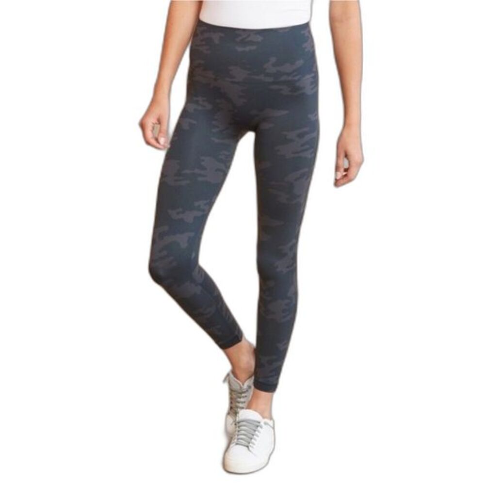 SPANX Look At Me Now Camo Seamless Legging Size Large Workout Gym